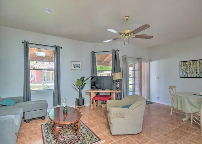 Single-story W/ Patio Space! Apartment *