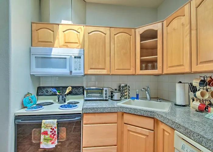 Single-story W/ Patio Space! * Eloy