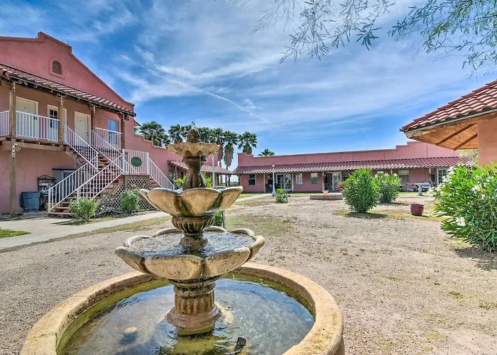 Single-story W/ Patio Space! * Eloy