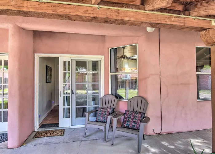 Apartament Single-story W/ Patio Space! *