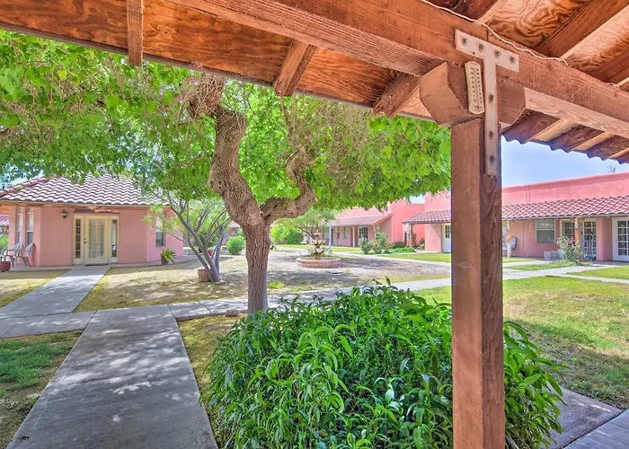 Single-story W/ Patio Space! Apartment